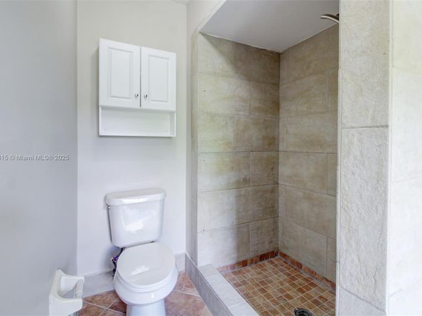 9741 SW 12th St, Pembroke Pines FL 33025