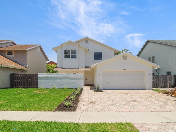 9741 SW 12th St, Pembroke Pines FL 33025