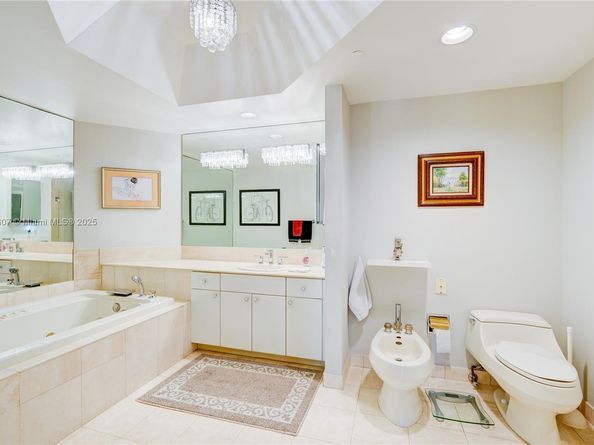 2000 Island Blvd 408, Aventura FL 33160