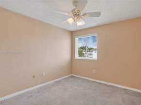 2209 SE 24th Pl 2209, Homestead FL 33035