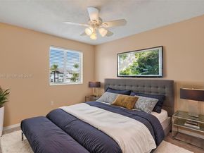 2209 SE 24th Pl 2209, Homestead FL 33035