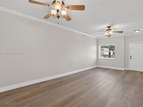 2209 SE 24th Pl 2209, Homestead FL 33035