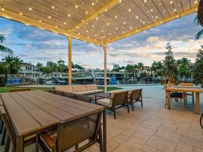 1260 Harbor Ct, Hollywood FL 33019