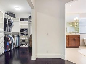 1646 Victoria Pointe Ln, Weston FL 33327