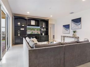 1646 Victoria Pointe Ln, Weston FL 33327