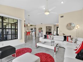 3259 Perimeter Dr 3259, Green Acres FL 33467