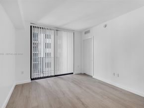 55 SW 9th St 1109, Miami FL 33130