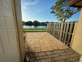 648 SE 32nd Ave 648, Homestead FL 33033