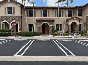 648 SE 32nd Ave 648, Homestead FL 33033