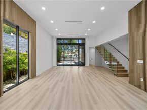 536 NW 48th ST, Miami FL 33127