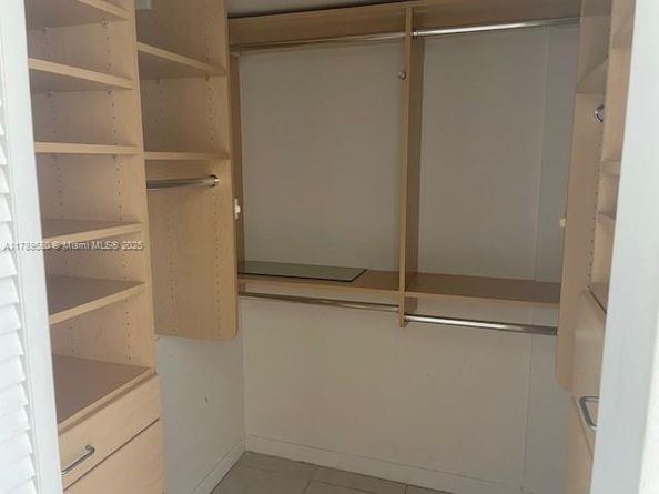 555 NE 15th St 26K, Miami FL 33132