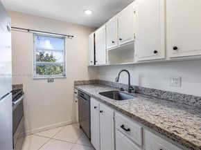 1701 Washington St 304, Hollywood FL 33020