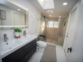 150 NE 31st St, Pompano Beach FL 33064