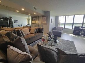 2907 S Carambola Cir S 206, Coconut Creek FL 33066