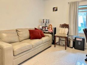 16295 NW 9th Dr, Pembroke Pines FL 33028