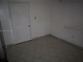 6514 SW 107th Pl, Miami FL 33173