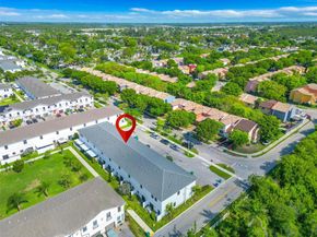 617 SW 11th St, Florida City FL 33034