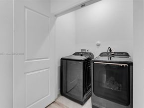 617 SW 11th St, Florida City FL 33034