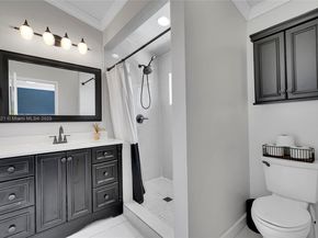 20845 NW 3rd Ct, Pembroke Pines FL 33029