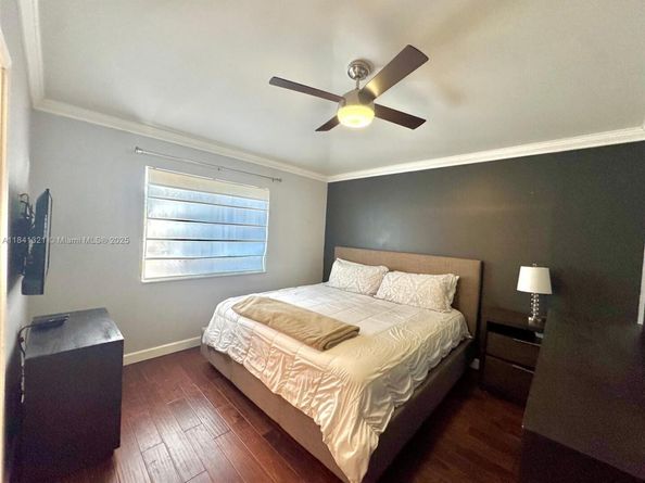 20845 NW 3rd Ct, Pembroke Pines FL 33029