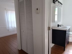 294 NE 57th St, Miami FL 33137