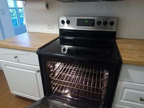 294 NE 57th St, Miami FL 33137