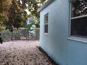 294 NE 57th St, Miami FL 33137