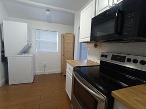 294 NE 57th St, Miami FL 33137