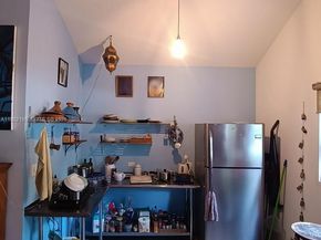 294 NE 57th St, Miami FL 33137