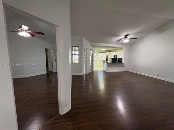 6579 Via Regina 6, Boca Raton FL 33433