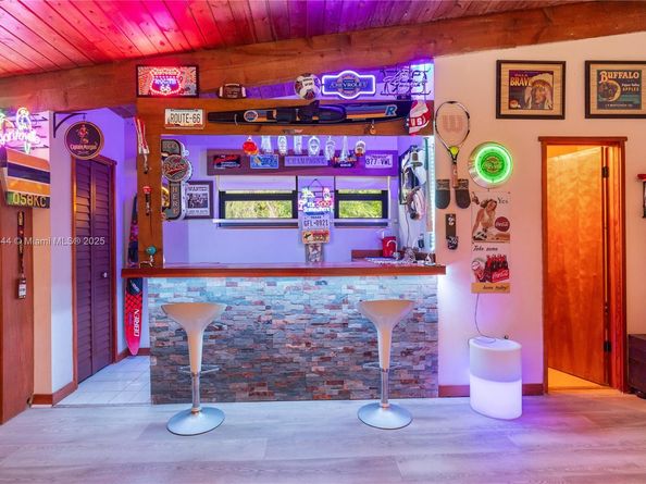 8111 SW 183rd St, Palmetto Bay FL 33157