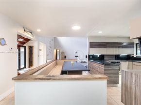 8111 SW 183rd St, Palmetto Bay FL 33157