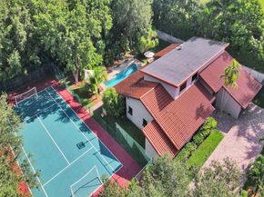 8111 SW 183rd St, Palmetto Bay FL 33157