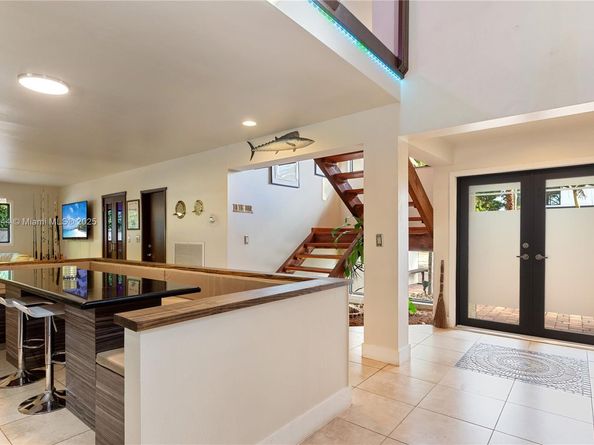 8111 SW 183rd St, Palmetto Bay FL 33157