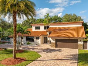 8111 SW 183rd St, Palmetto Bay FL 33157