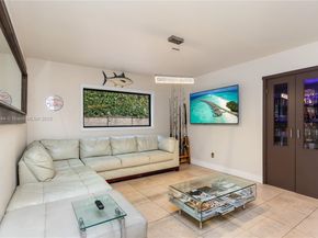 8111 SW 183rd St, Palmetto Bay FL 33157