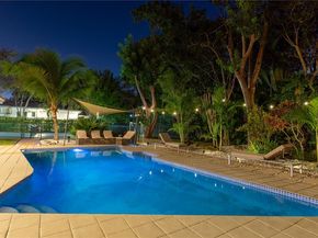 8111 SW 183rd St, Palmetto Bay FL 33157