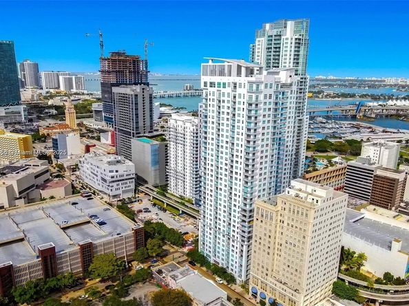 133 NE 2nd Ave LPH3502, Miami FL 33132