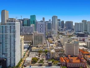 133 NE 2nd Ave LPH3502, Miami FL 33132