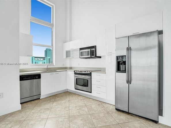 133 NE 2nd Ave LPH3502, Miami FL 33132