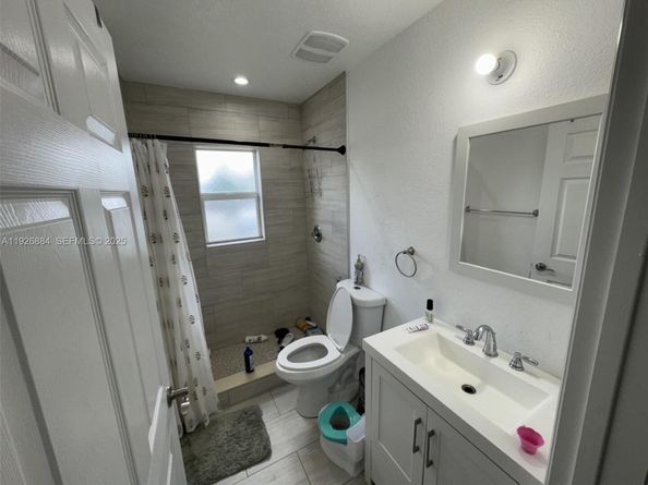 17200 NW 52nd Pl, Miami Gardens FL 33055