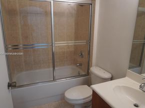 1083 SW 143 Ave 1206, Pembroke Pines FL 33027