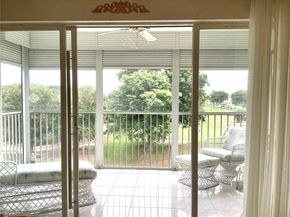 3300 N Palm Aire Dr 504, Pompano Beach FL 33069