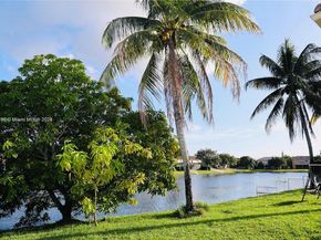 13742 NW 11th Ct, Pembroke Pines FL 33028