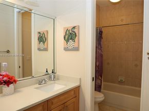 13742 NW 11th Ct, Pembroke Pines FL 33028