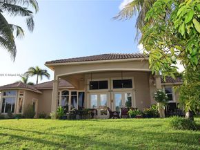 13742 NW 11th Ct, Pembroke Pines FL 33028