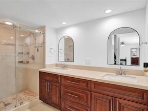 9112B SW 20th St, Davie FL 33324