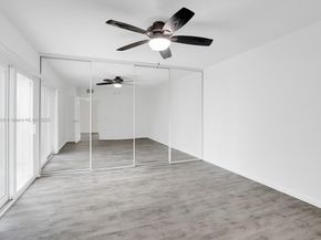 9112B SW 20th St, Davie FL 33324