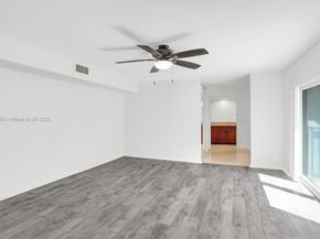 9112B SW 20th St, Davie FL 33324