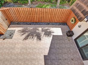 9112B SW 20th St, Davie FL 33324